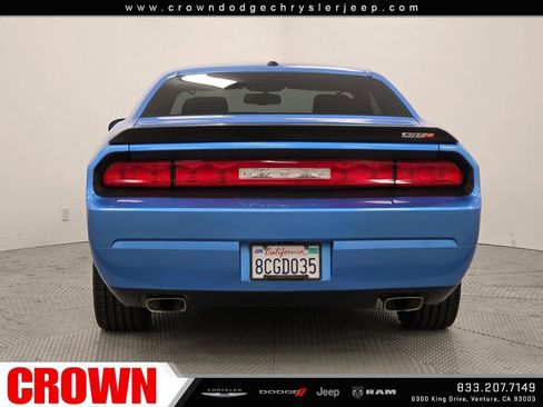 Used 2009 Dodge Challenger SRT8 w/ SRT Option Group II RWD image 7