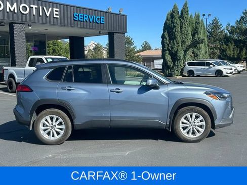 Used 2024 Toyota Corolla Cross LE FWD image 2