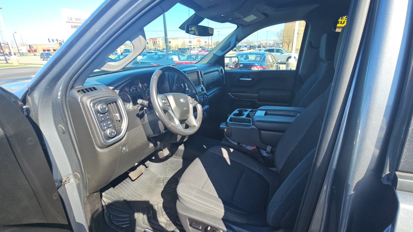 Used 2021 Chevrolet Silverado 1500 RST AWD/4WD image 23