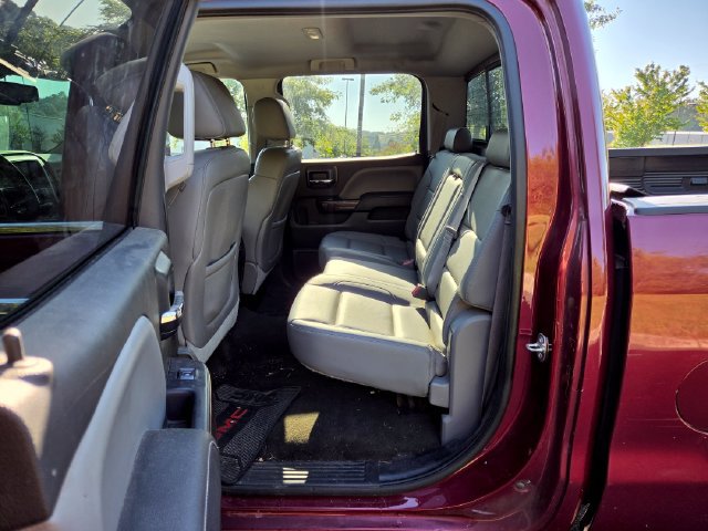 Used 2015 GMC Sierra 1500 SLT w/ SLT Preferred Package AWD/4WD image 27