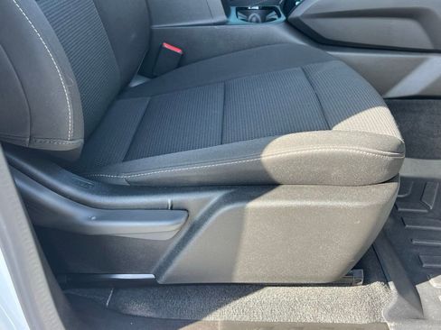 Certified 2024 Chevrolet Colorado LT w/ LT Convenience Package II image 16