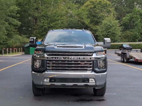 Used 2020 Chevrolet Silverado 2500 LTZ w/ LTZ Plus Package AWD/4WD image 10