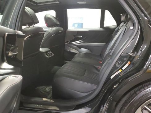 Used 2019 Lexus LS 500h AWD image 21