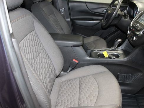 Used 2018 Chevrolet Equinox LT image 19