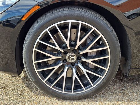 Certified 2023 Mercedes-Benz S 580 4MATIC Sedan image 11