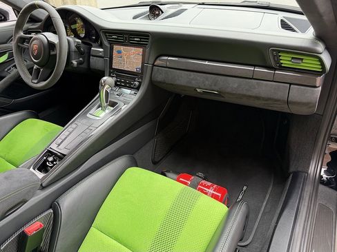 Used 2019 Porsche 911 GT3 RS image 25