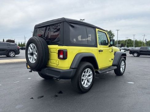 Used 2023 Jeep Wrangler Sport AWD/4WD image 7