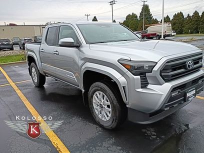 New 2025 Toyota Tacoma SR5