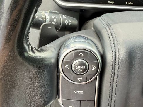 Used 2016 Land Rover Range Rover Long Wheelbase Supercharged image 14