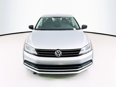 Used 2016 Volkswagen Jetta S FWD image 2