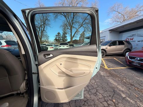 Used 2013 Ford C-MAX SE image 25