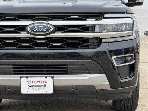 Used 2024 Ford Expedition Max Limited image 9