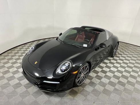 Used 2019 Porsche 911 Targa 4 AWD/4WD image 10