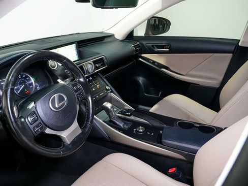 Used 2017 Lexus IS 200t w/ Navigation System Package RWD image 17