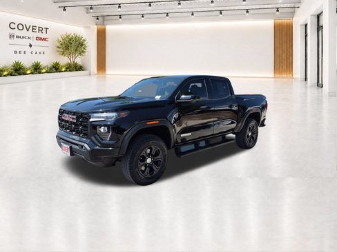 Used 2024 GMC Canyon Elevation w/ Convenience Package AWD/4WD image 4