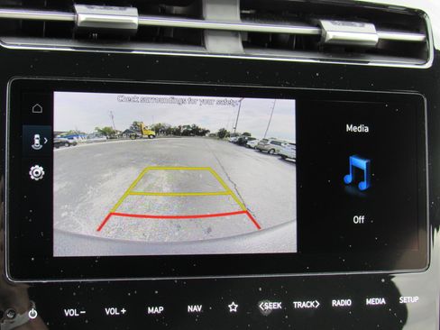 Used 2023 Hyundai Santa Cruz SEL Premium w/ Tow & Go Package image 16