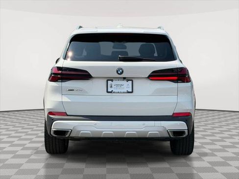 Used 2024 BMW X5 xDrive50e AWD/4WD image 6
