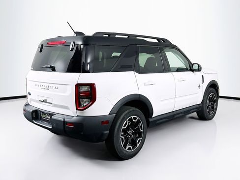 Used 2025 Ford Bronco Sport Outer Banks AWD/4WD image 9