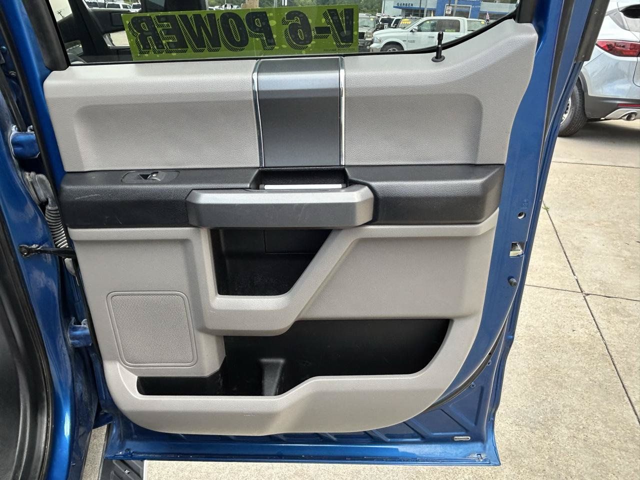 Used 2018 Ford F150 XLT w/ Equipment Group 302A Luxury AWD/4WD image 15