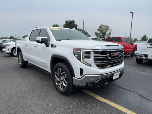 Certified 2024 GMC Sierra 1500 SLT w/ SLT Premium Plus Package AWD/4WD image 2