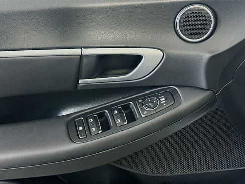 Used 2024 Hyundai Sonata SEL FWD image 15