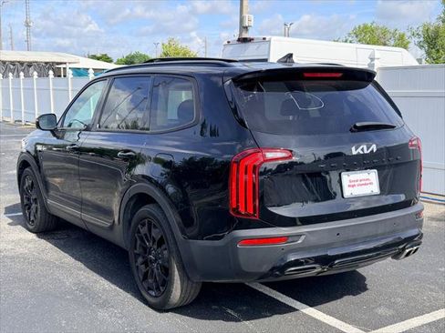 Used 2022 Kia Telluride SX w/ Nightfall Edition Package AWD/4WD image 4