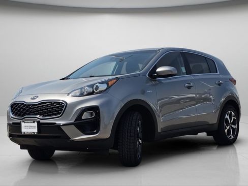 Used 2022 Kia Sportage LX AWD/4WD image 17