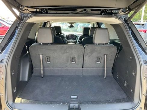 Used 2020 Chevrolet Traverse LT w/ LT Premium Package FWD image 21