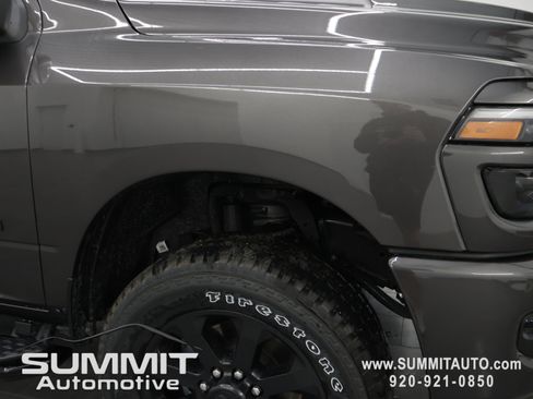 New 2026 RAM 2500 Laramie AWD/4WD image 22