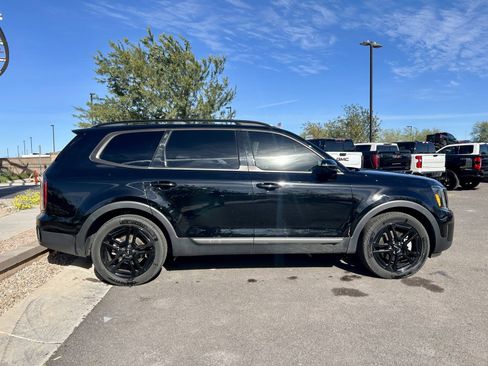 Used 2023 Kia Telluride SX Prestige X-Line image 2