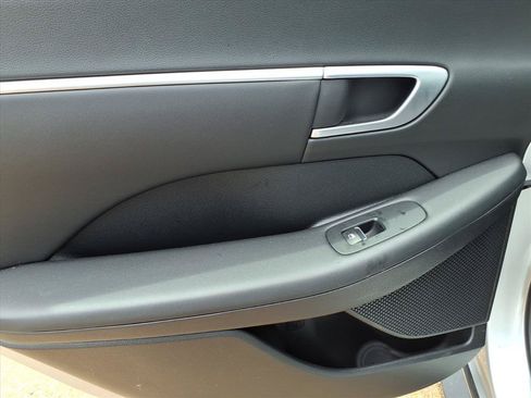 Used 2025 Hyundai Sonata SEL FWD image 10