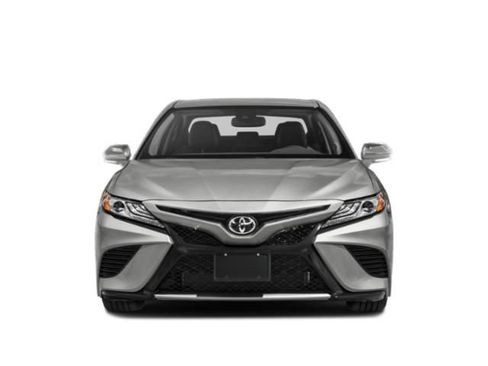 Used 2020 Toyota Camry XSE FWD image 5