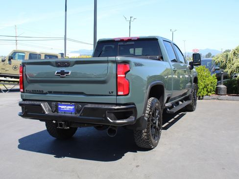 Used 2025 Chevrolet Silverado 3500 LT w/ Trail Boss Package AWD/4WD image 6
