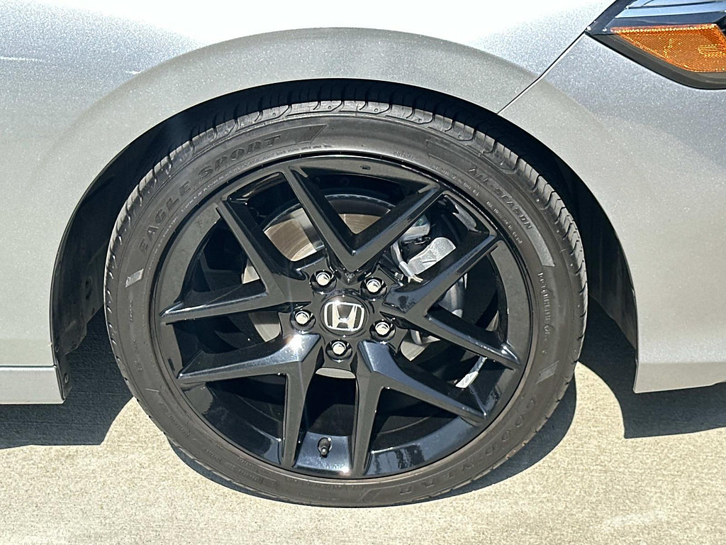 Certified 2025 Honda Civic Sport image 30
