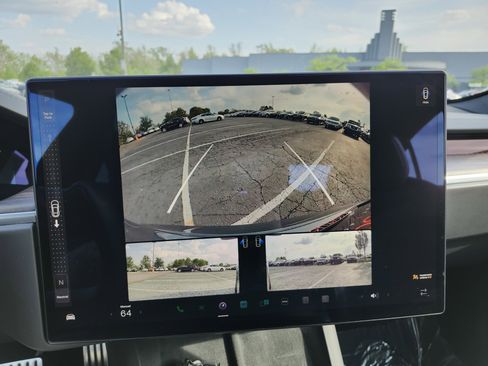 Used 2022 Tesla Model S AWD/4WD image 4
