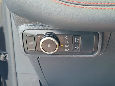 Used 2025 Ford Explorer ST RWD image 30