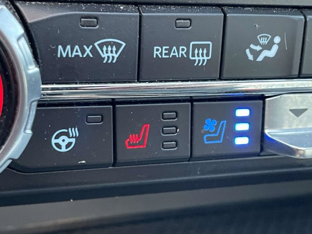 Certified 2021 Ford F150 Raptor w/ Raptor 37 Performance Package AWD/4WD image 31