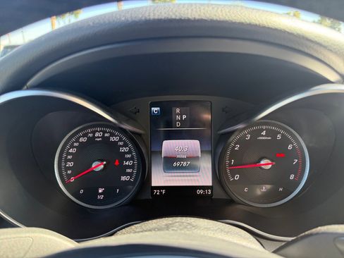 Used 2018 Mercedes-Benz C 300 Sedan image 23