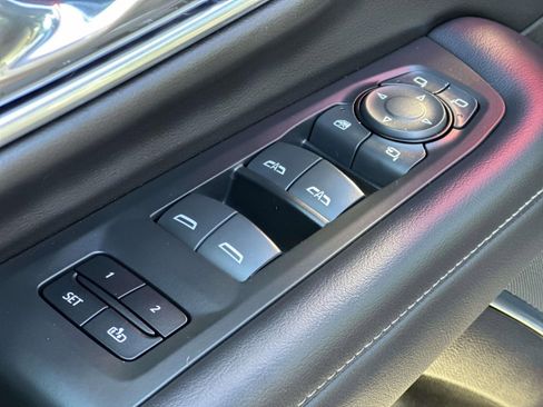 Used 2021 Chevrolet Tahoe Z71 w/ Z71 Off-Road Package image 21