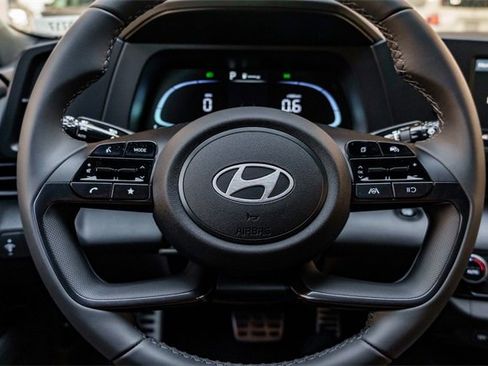 New 2025 Hyundai Elantra Sport image 7