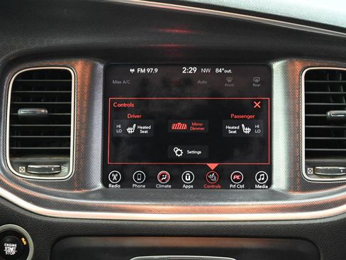 Used 2017 Dodge Charger R/T RWD image 27