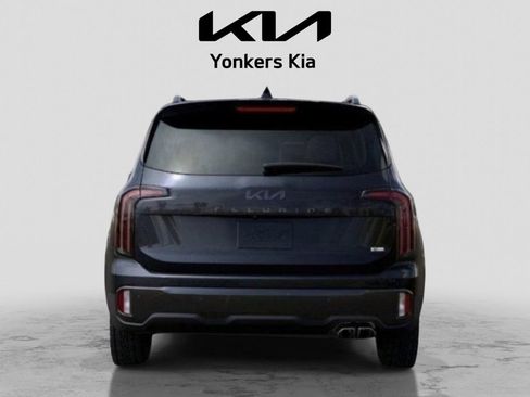 Used 2025 Kia Telluride AWD image 5