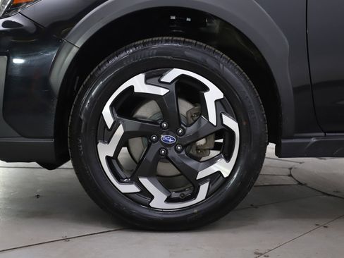 Used 2023 Subaru Crosstrek 2.5i Limited w/ Moonroof Package image 30