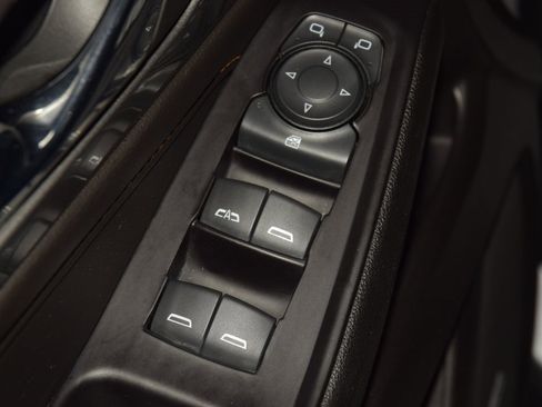 Used 2018 Chevrolet Traverse LT image 49