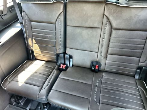 New 2026 GMC Yukon XL Denali Ultimate w/ LPO, Floor Liner Package AWD/4WD image 18