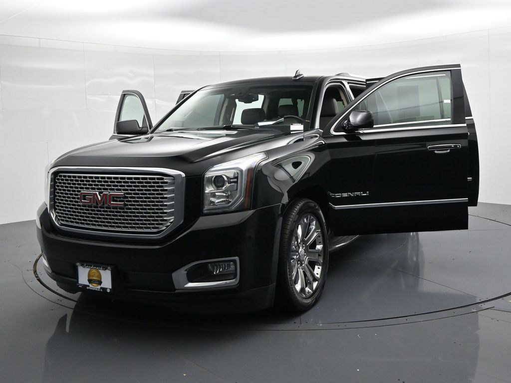 Used 2016 GMC Yukon XL Denali w/ Open Road Package AWD/4WD image 24