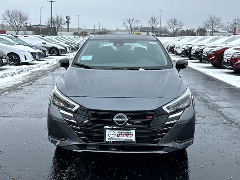 New 2025 Nissan Versa SR w/ Trunk Package image 2