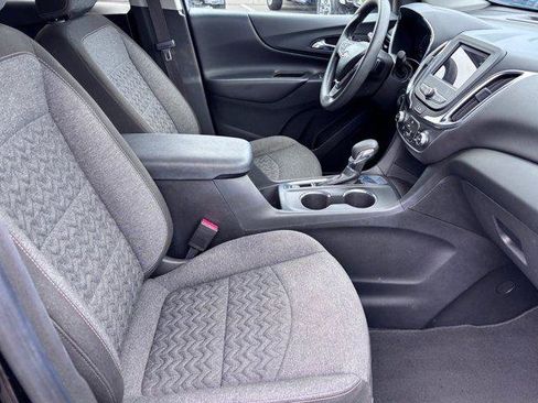 Used 2023 Chevrolet Equinox LT FWD image 12