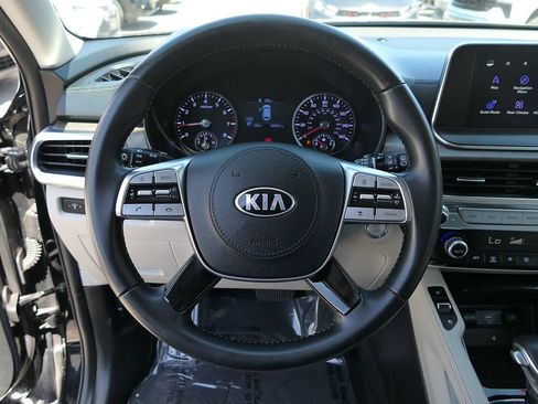 Used 2021 Kia Telluride EX FWD image 18