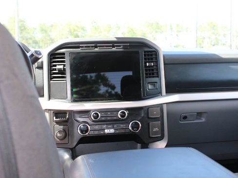 Used 2021 Ford F150 XLT w/ Equipment Group 302A High RWD image 12